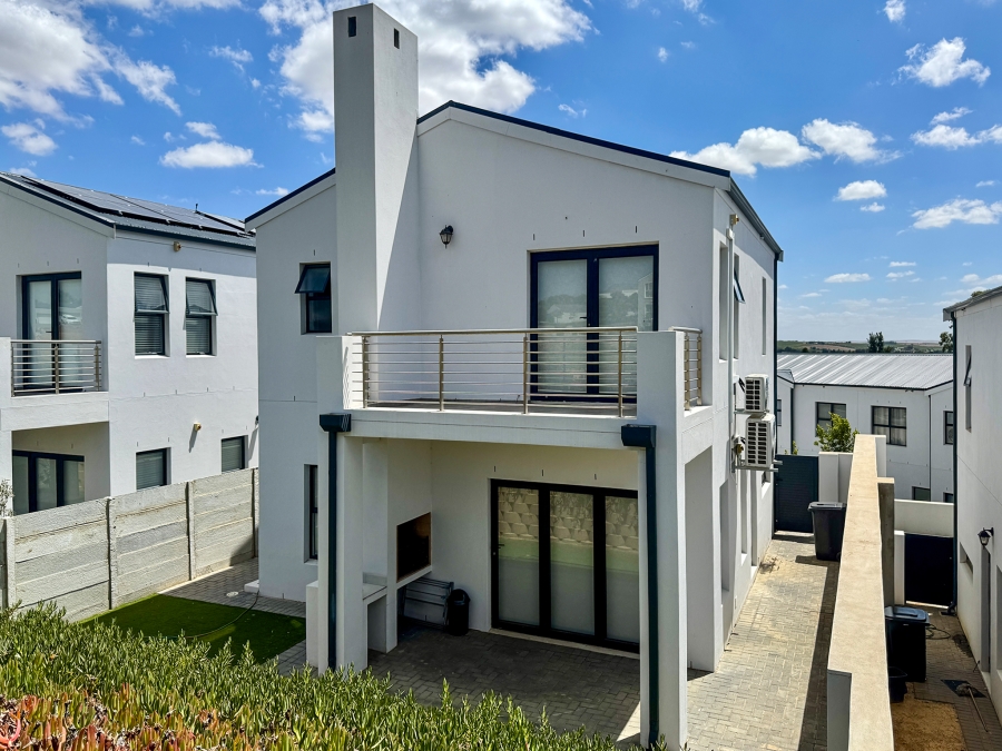To Let 3 Bedroom Property for Rent in Wellington Central Western Cape